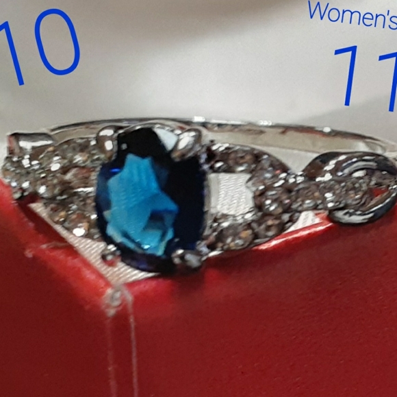 Inlaid Sapphire Zircon Size 11 Ring - Picture 2 of 9
